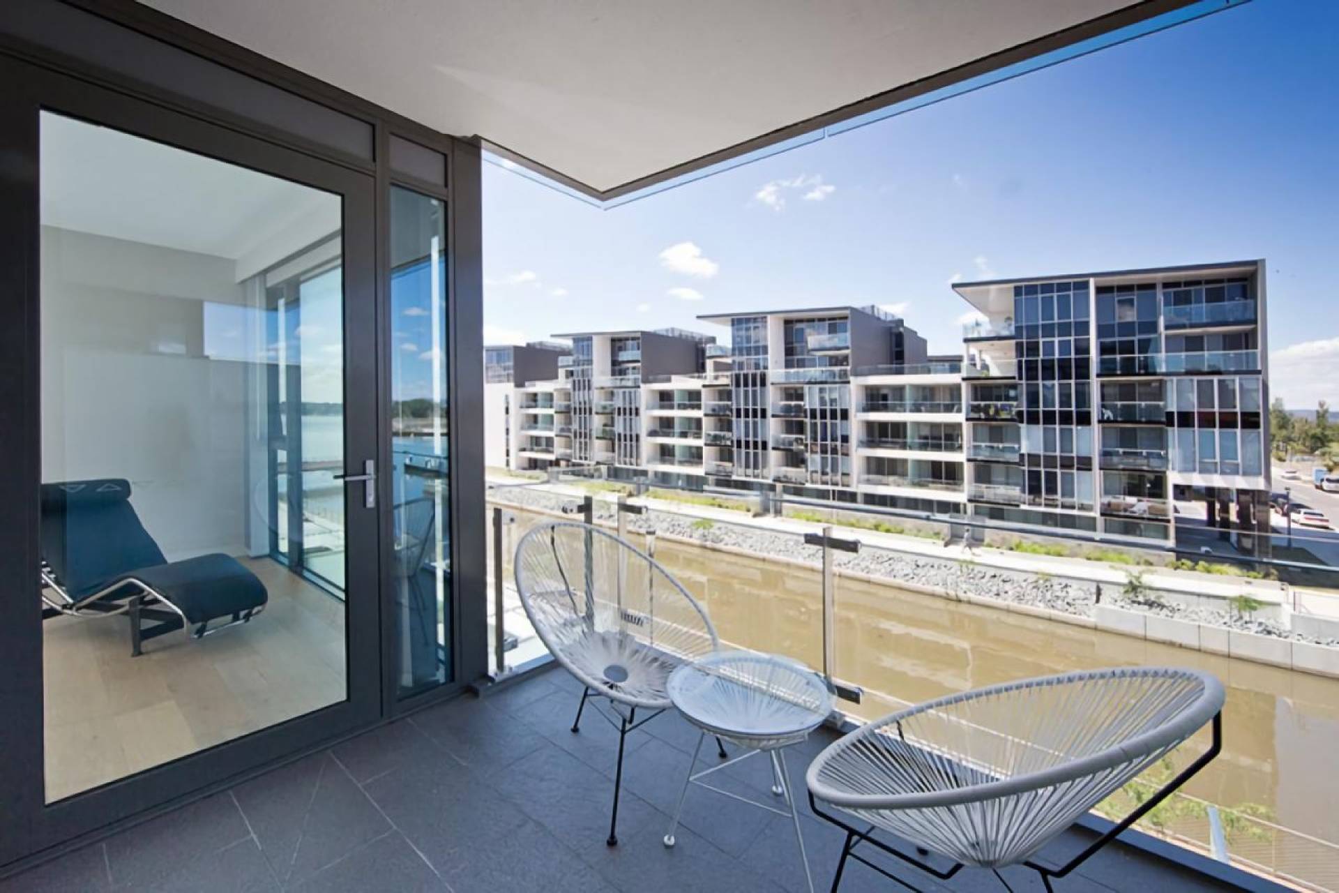 14 / 21 Eastlake Parade, Kingston, Australian Capital Territory 2604